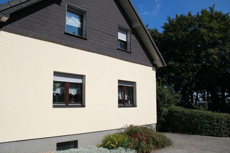 Villa Roder Am Eifelsteig Monschau Exterior foto